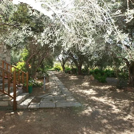 Gerolakos Country 斯泰洛米诺斯